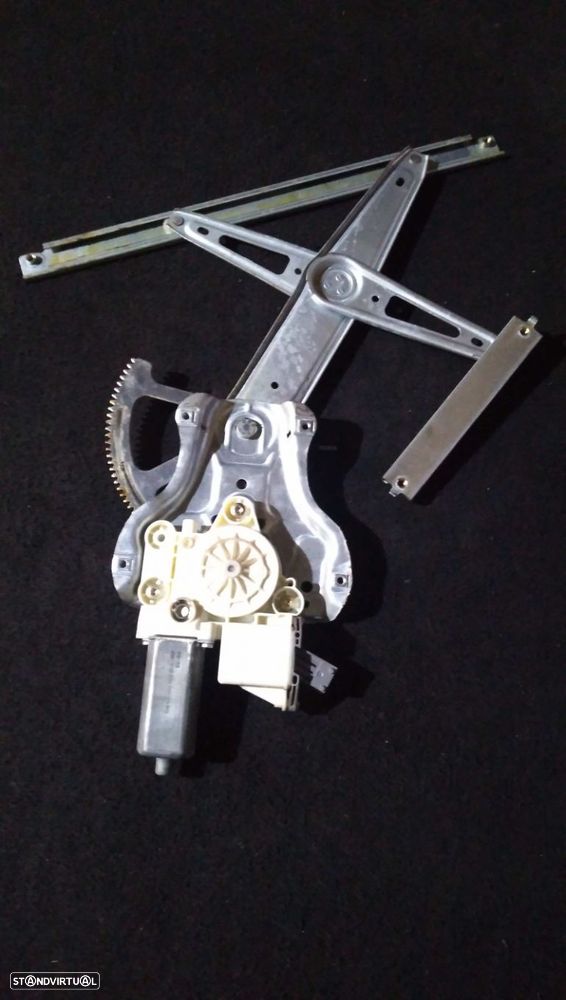 Elevador Frente Dto Toyota Avensis (_T25_) - 4