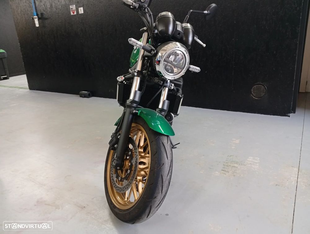 Kawasaki Z 650 RS - 4