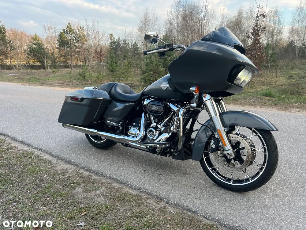 Harley-Davidson Touring Road Glide - 3