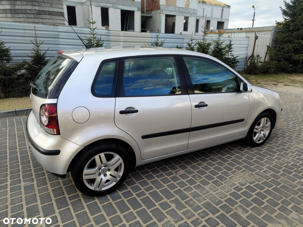 Volkswagen Polo 1.4 TDI Comfortline - 25