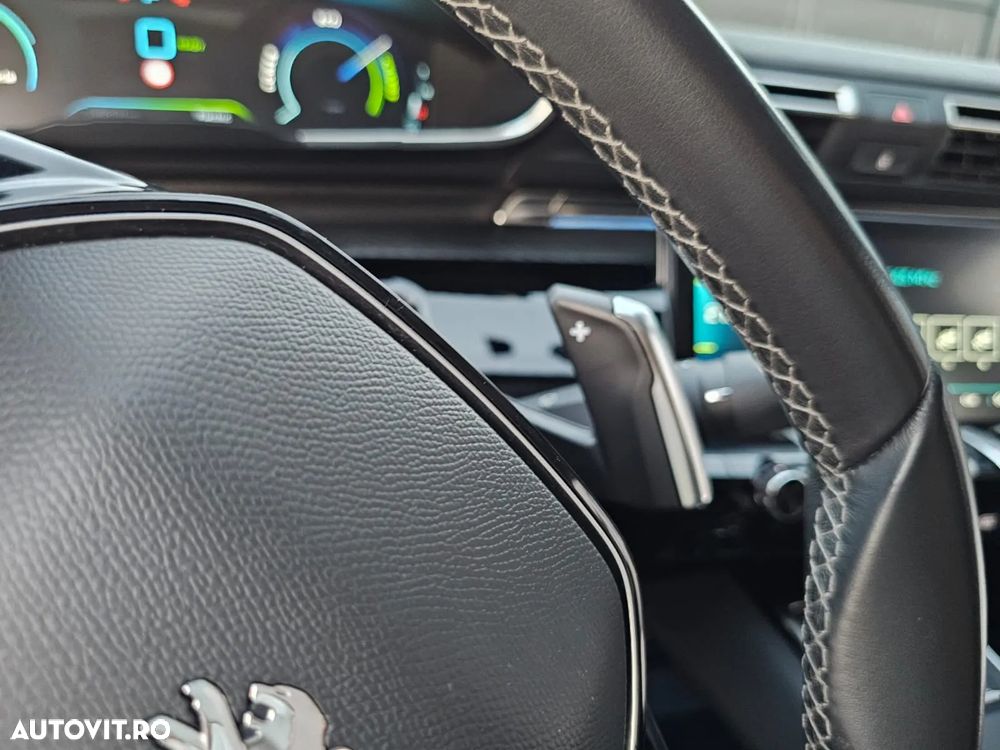 Peugeot 508 Plug-In Hybrid 225 e-EAT8 Allure Pack - 33