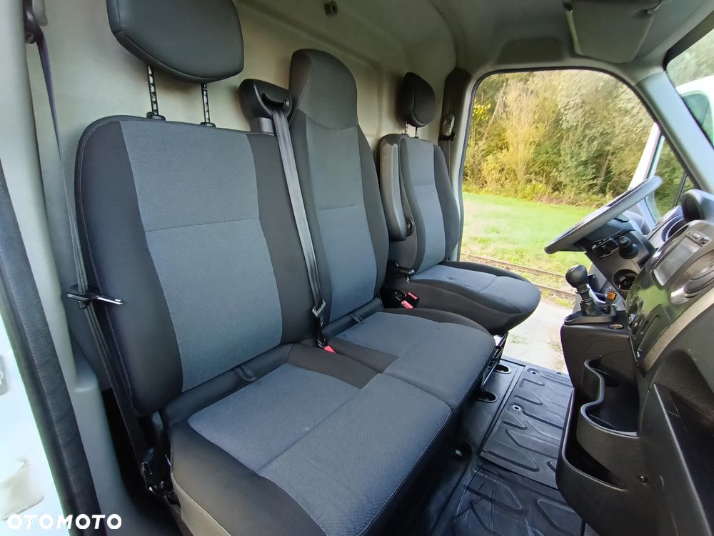Renault Master L2H2 2.3 dCi 145 kM, 2019rok  3.5T ORGINALNY PRZEBIEG, NAVI, KLIMA, WEBASTO,100% SPRAWNY - 40