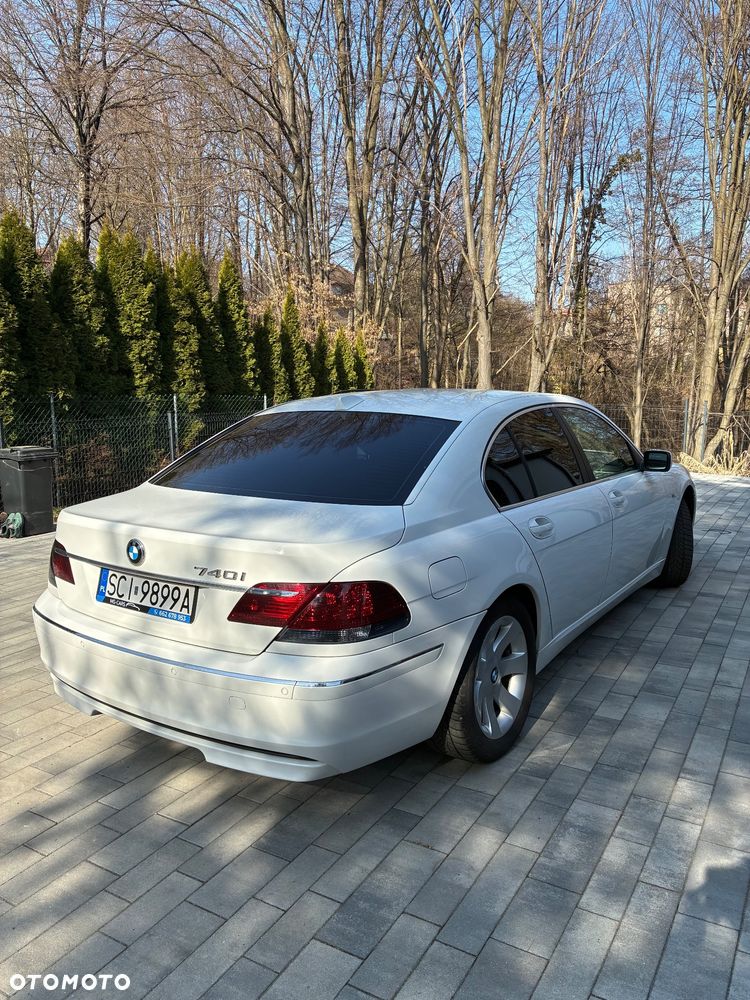BMW Seria 7 740Li - 2
