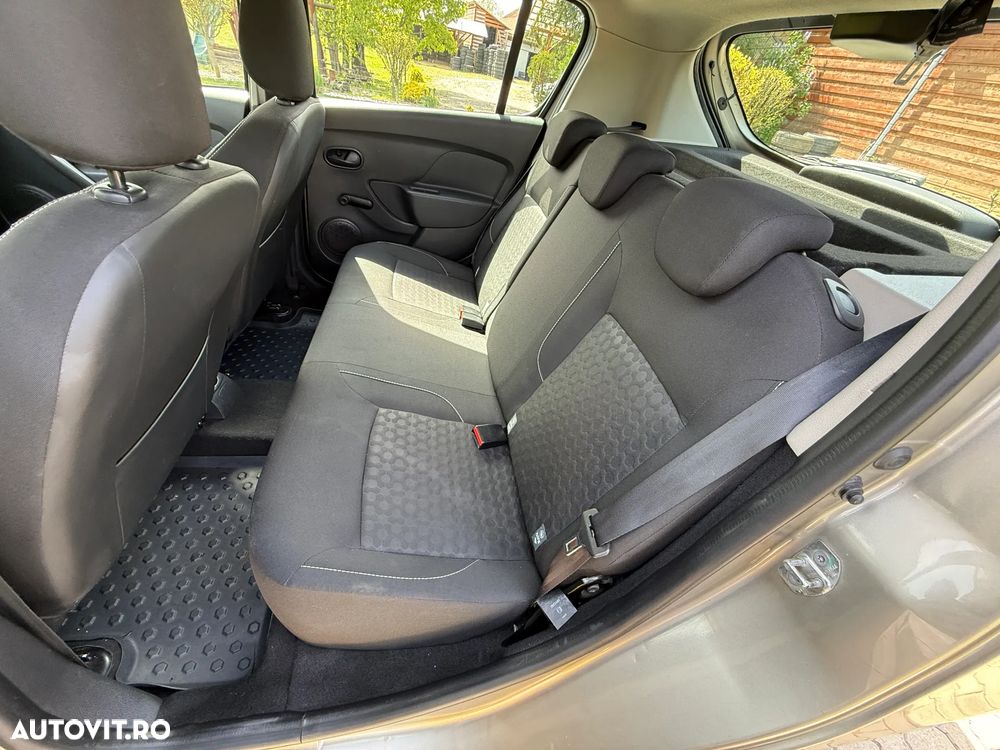 Dacia Sandero 1.5 90CP Laureate - 21