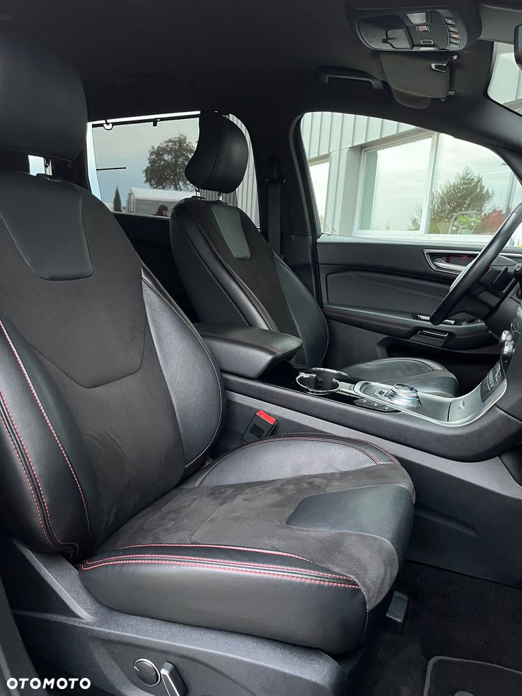 Ford S-Max 2.0 EcoBlue ST-Line - 32
