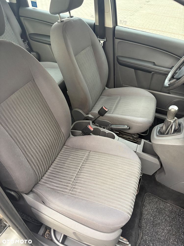 Ford Focus C-Max 1.6 TDCi Ambiente - 6
