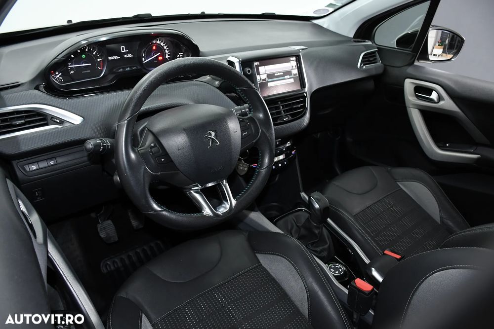 Peugeot 2008 PureTech 110 Stop&Start Crossway - 4