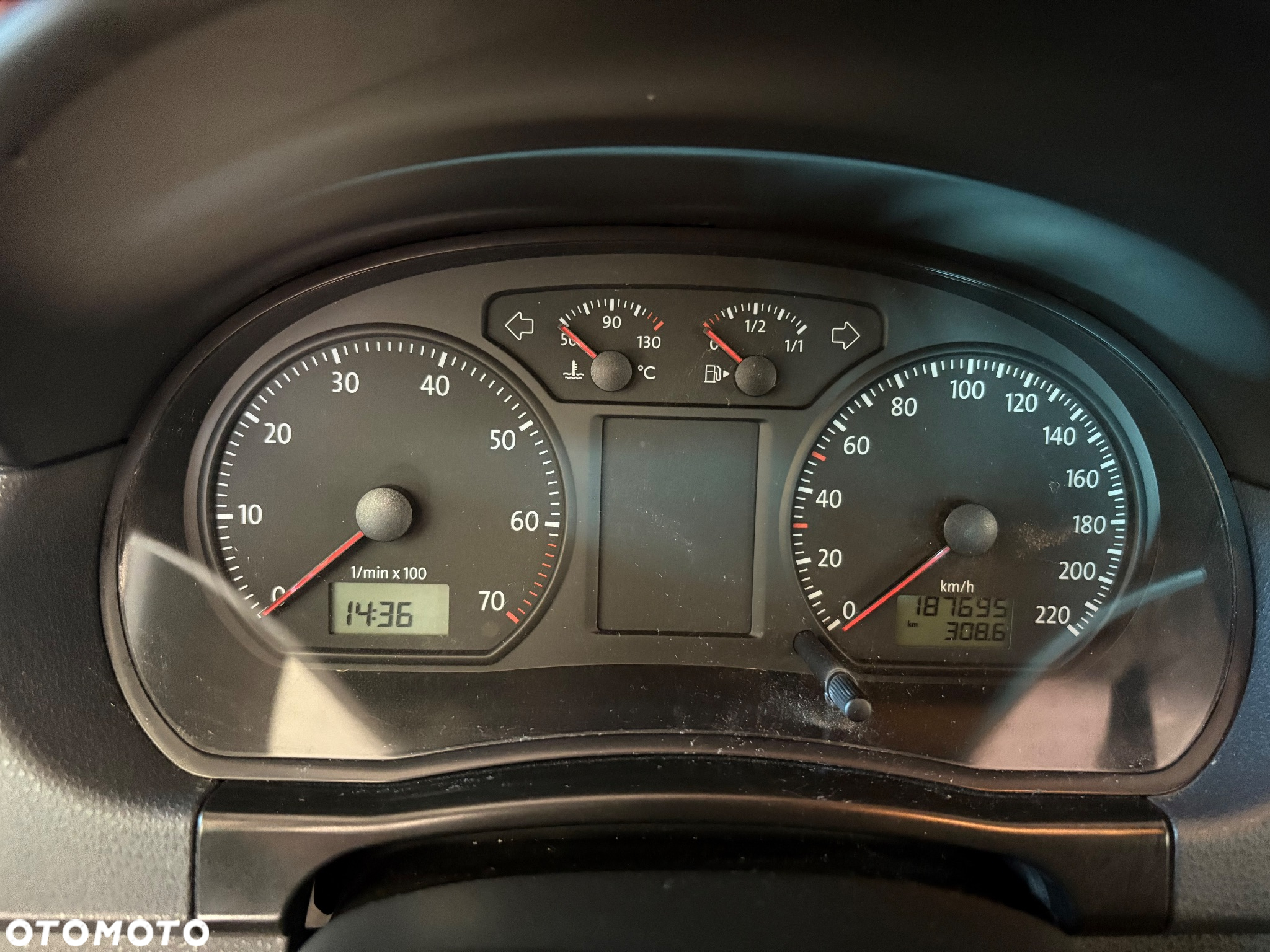 Volkswagen Polo - 13
