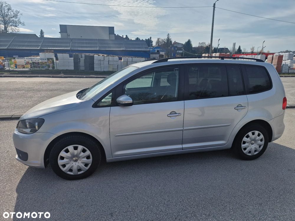 Volkswagen Touran - 6