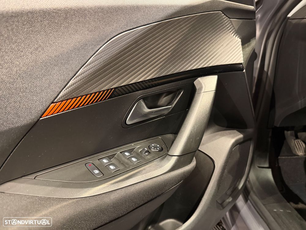 Peugeot 2008 1.5 BlueHDi Style - 16