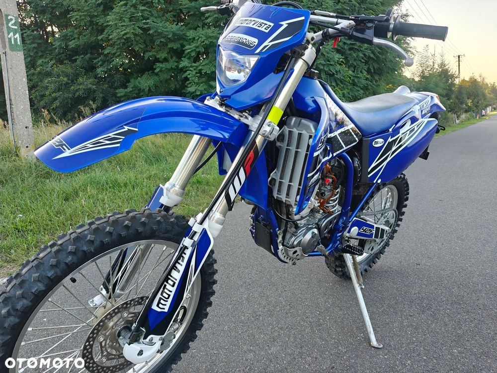 Yamaha WR - 4