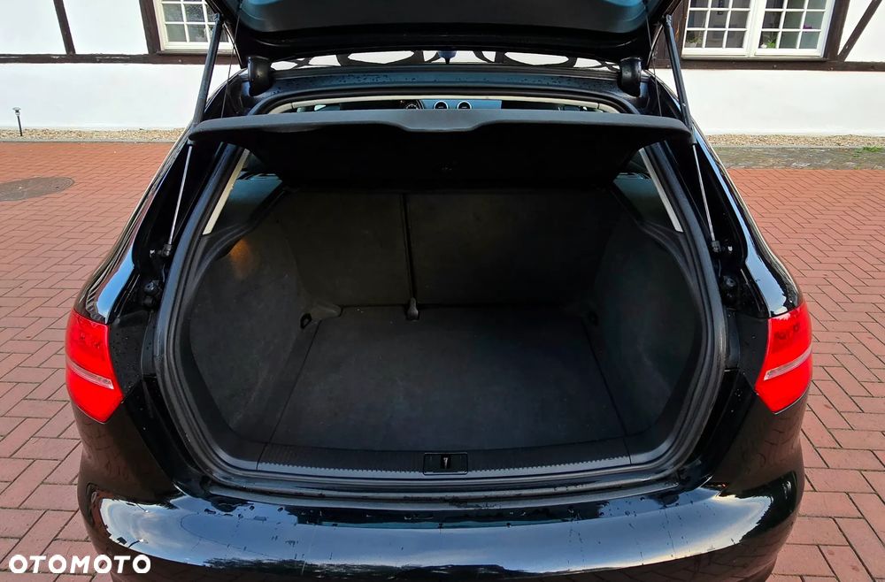 Audi A3 Sportback - 8