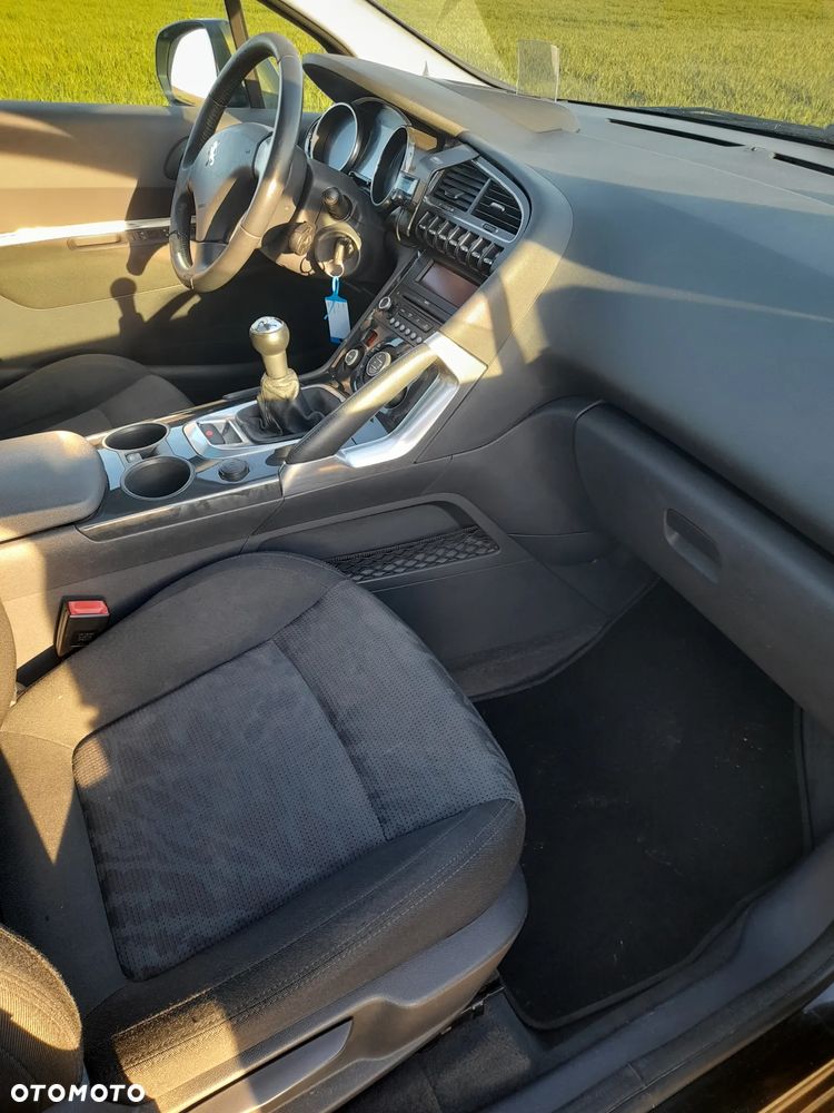 Peugeot 3008 1.6 Premium - 8