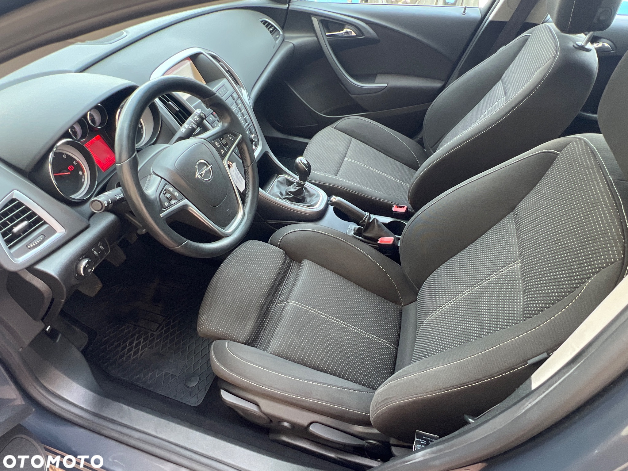 Opel Astra 1.6 CDTI Active - 11