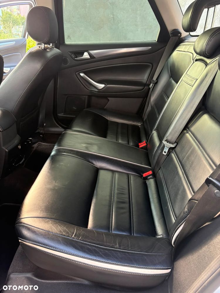 Ford Mondeo 2.0 TDCi Titanium X - 17