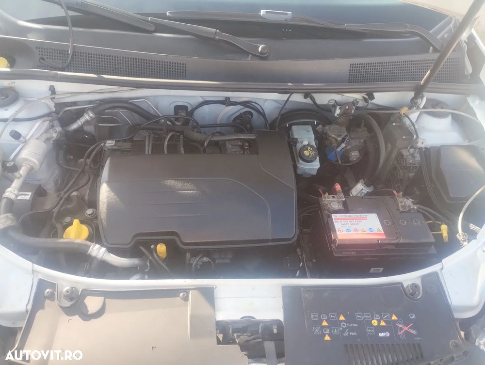 Dacia Sandero 1.2 75CP Acces - 6