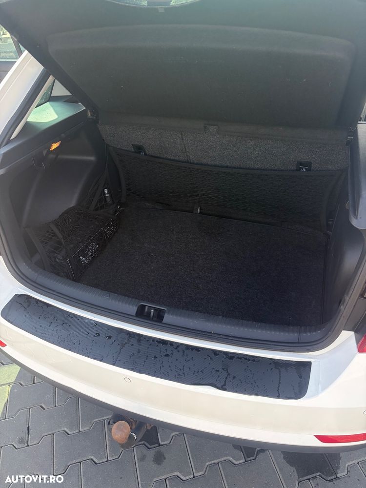 Skoda RAPID 1.2 TSI Style - 6
