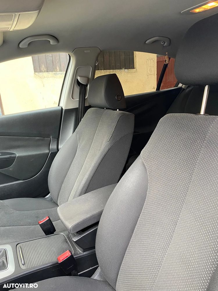 Volkswagen Passat 1.9TDI Comfortline - 16