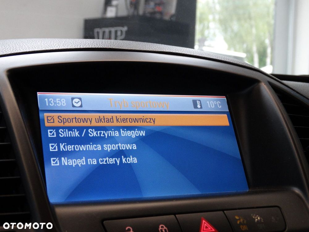 Opel Insignia - 18