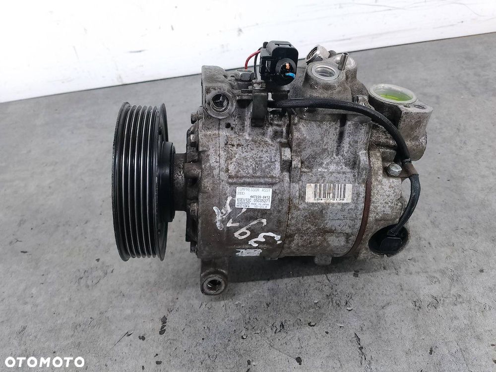 POMPA, SPRĘŻARKA KLIMATYZACJI AUDI A4 B6 447220-8412 DENSO 2.0 20V - 1