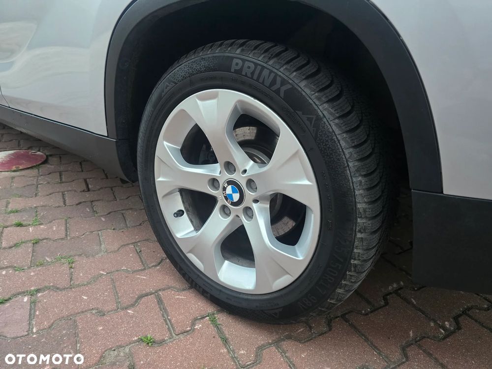 BMW X1 sDrive20i xLine - 8