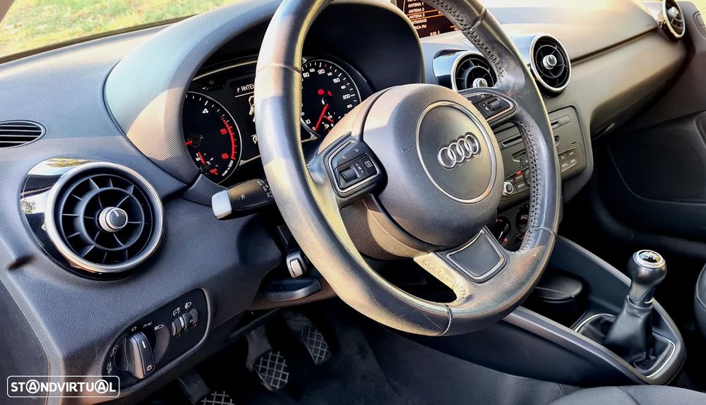 Audi A1 1.6 TDI S-line - 15