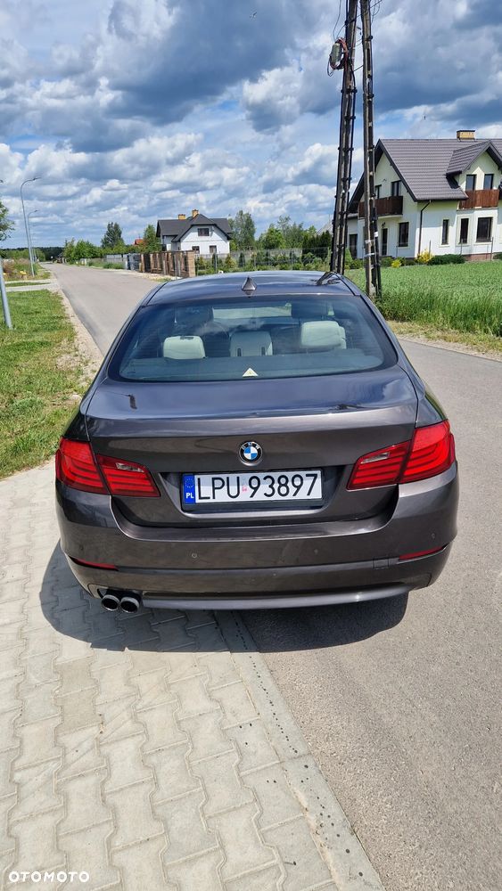 BMW Seria 5 525d - 6