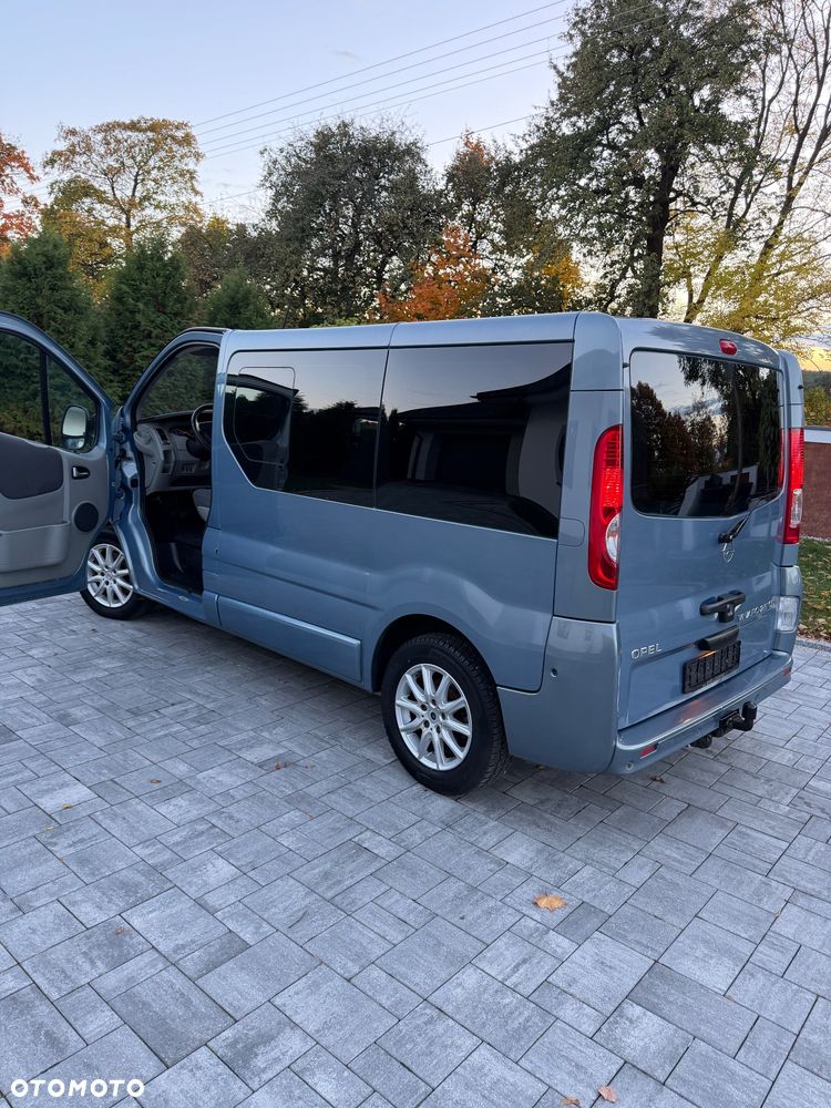 Opel Vivaro - 22