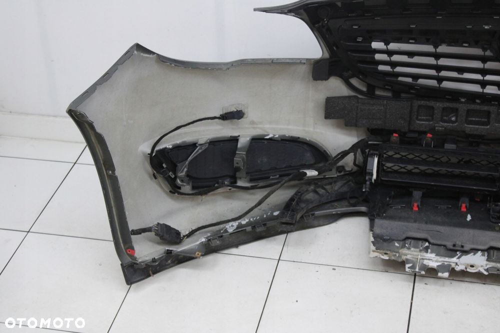 OPEL INSIGNIA A LIFT 13R- ZDERZAK PRZÓD PRZEDNI Z10E - 12