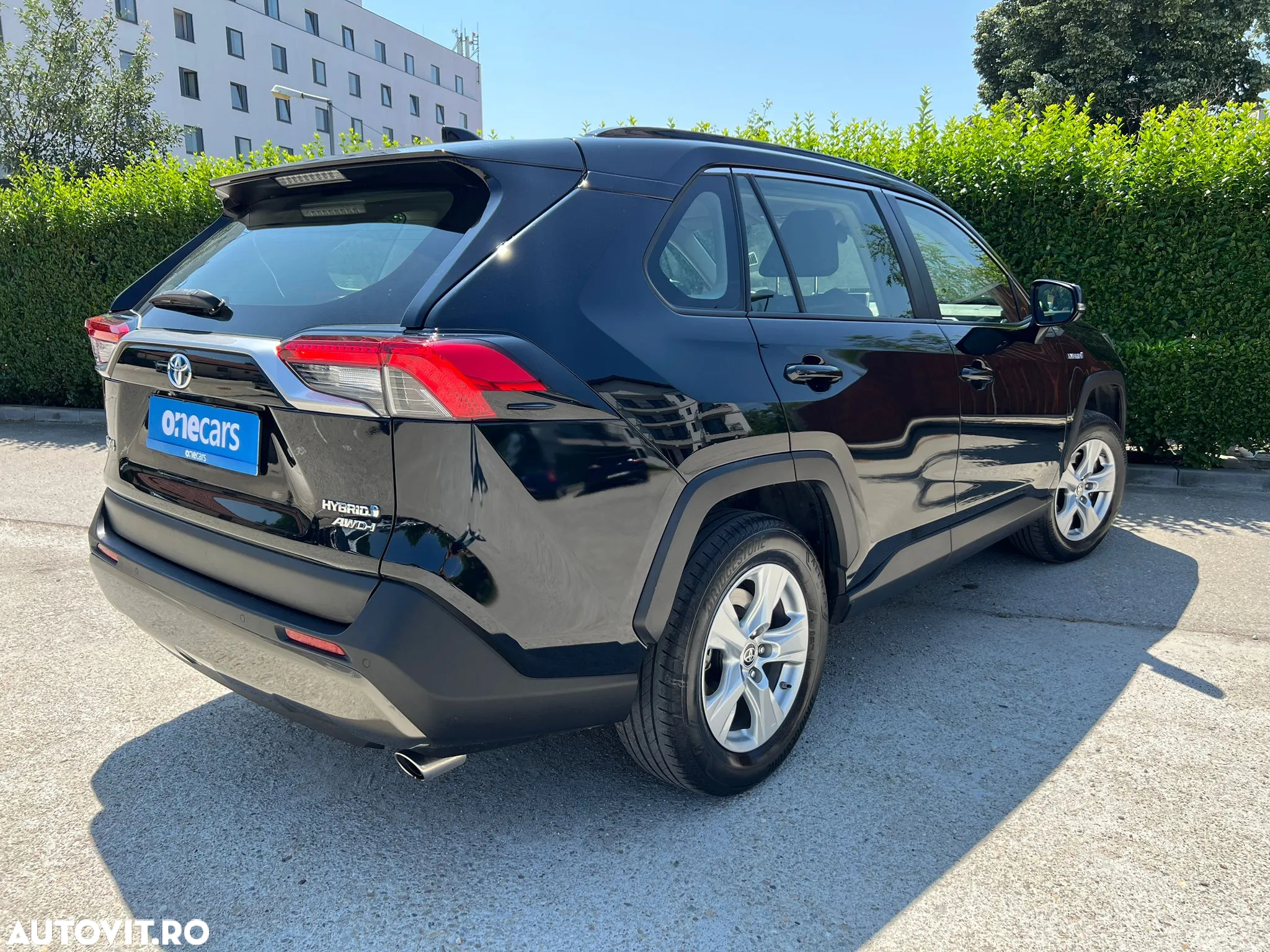 Toyota RAV4 - 4