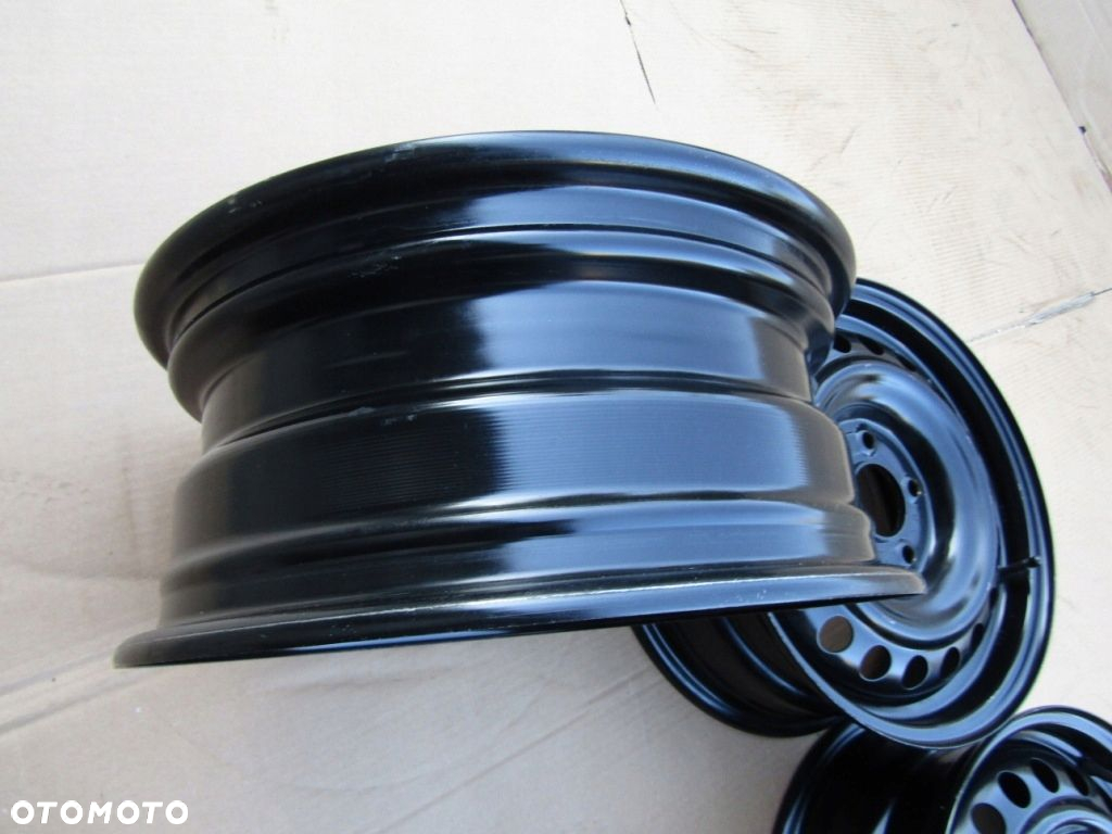 Felgi 15 Kia Ceed II III Hyundai i30 I II III 52910-G4000 / 6j 5x114,3 ET46 - 16