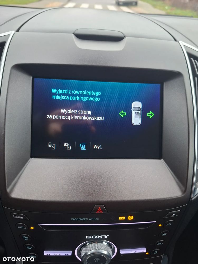 Ford S-Max 2.0 EcoBlue Titanium - 26