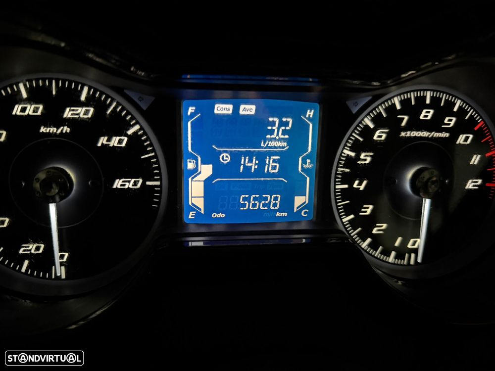 Yamaha X-Max Tech Max + Top case - 2