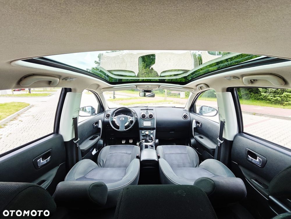 Nissan Qashqai+2 - 25