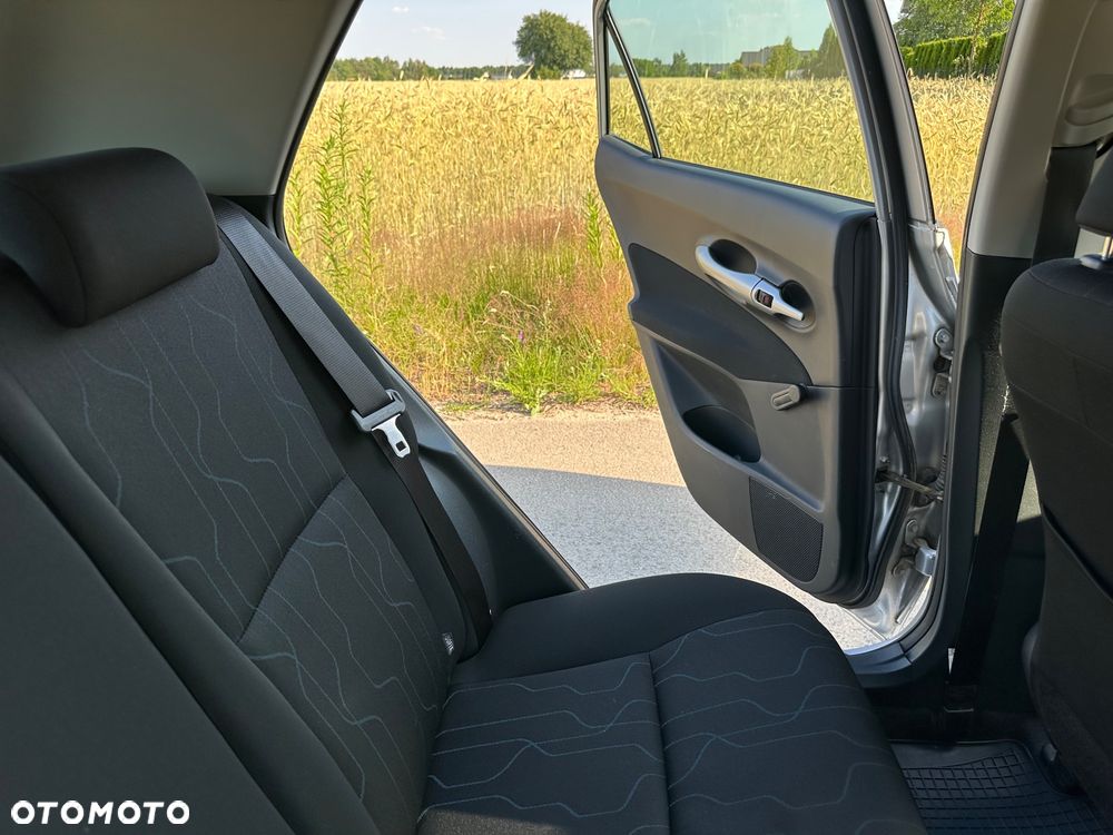 Toyota Auris 1.33 VVT-i Active - 23