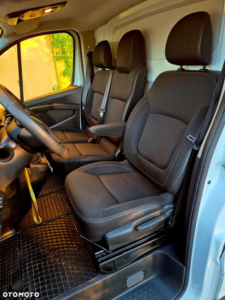 Renault Trafic - 17