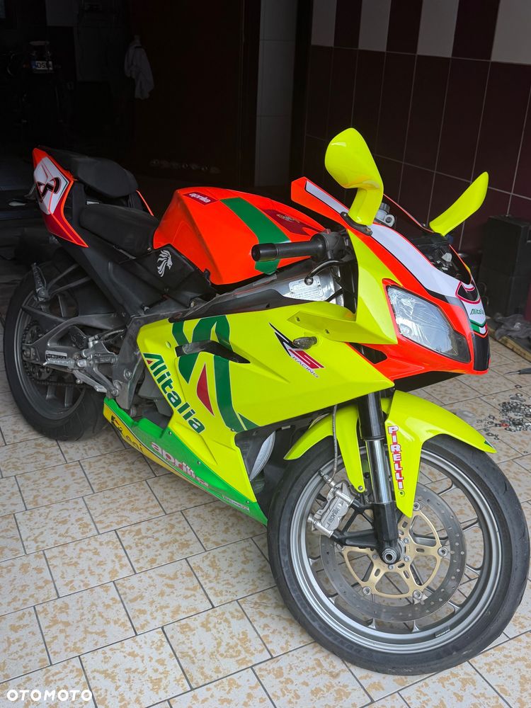 Aprilia RS - 7