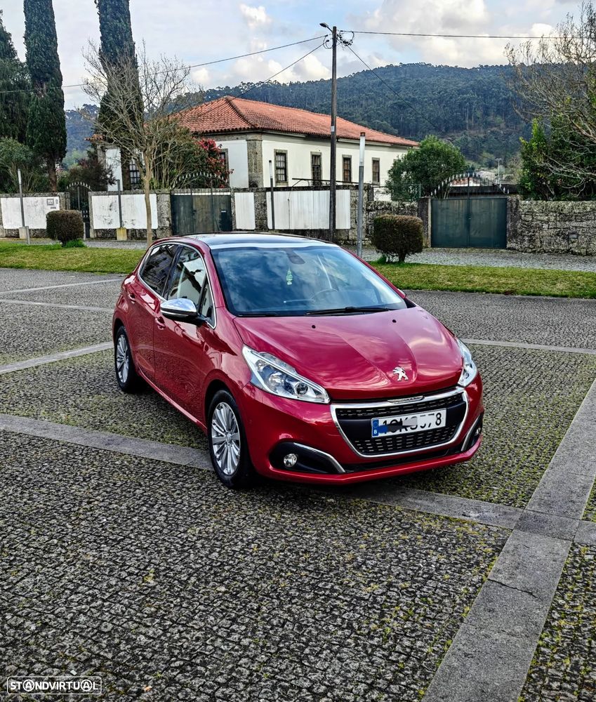 Peugeot 208 1.2 PureTech GT Line - 27