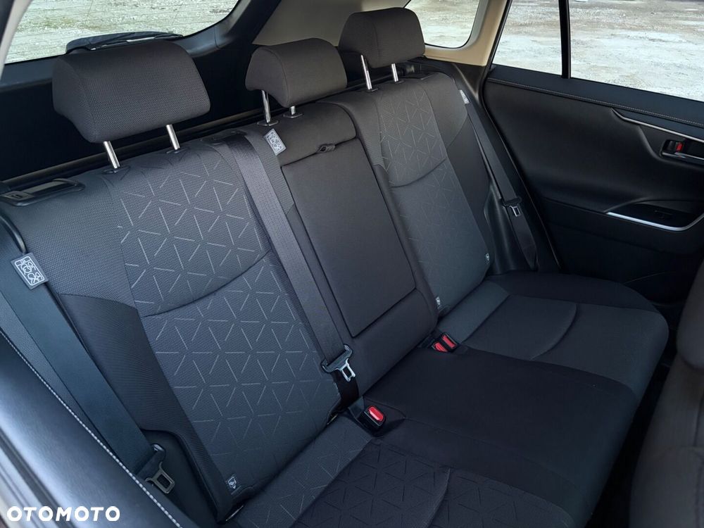 Toyota RAV4 - 23
