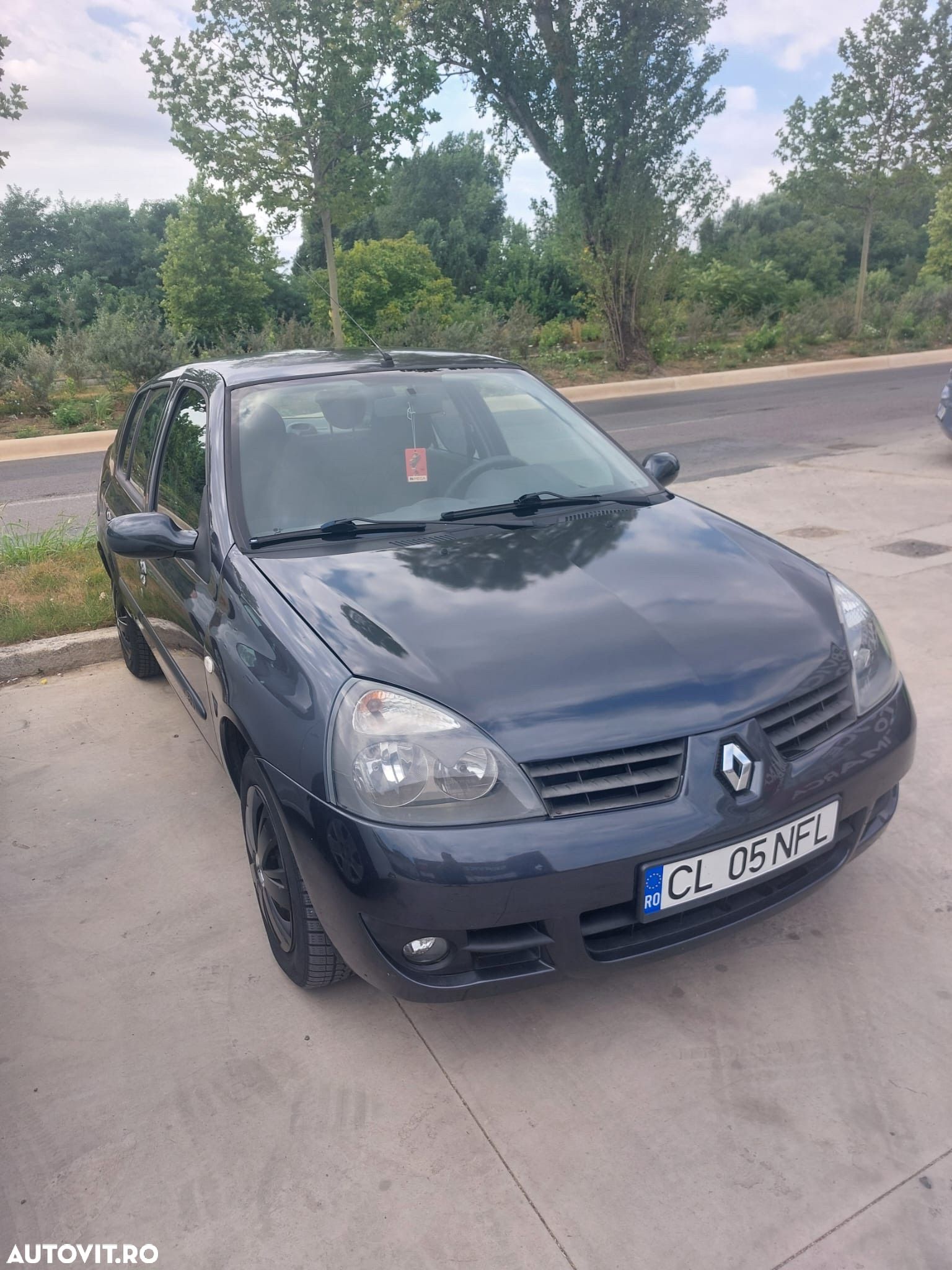 Renault 4 - 1