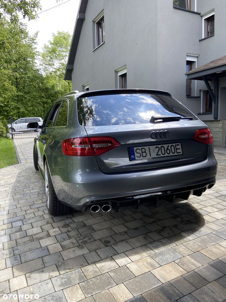 Audi A4 Avant 2.0 TDI DPF quattro S line Sportpaket - 2