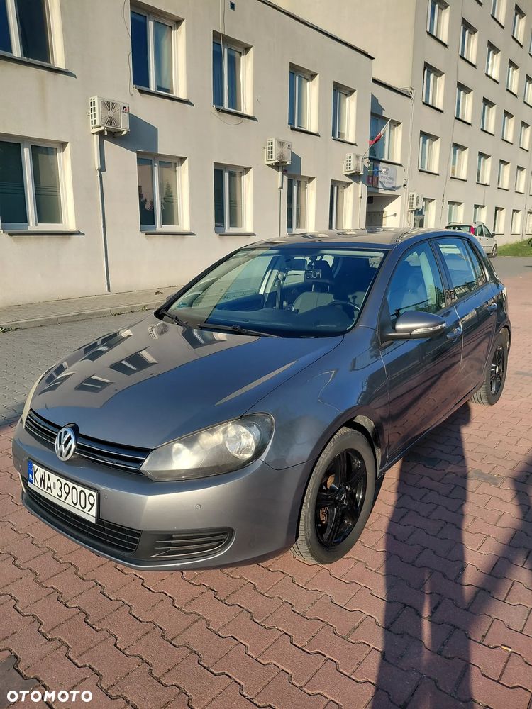 Volkswagen Golf - 2