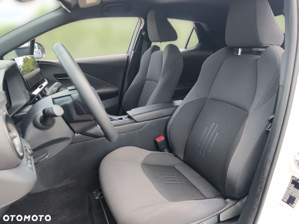 Toyota C-HR - 18