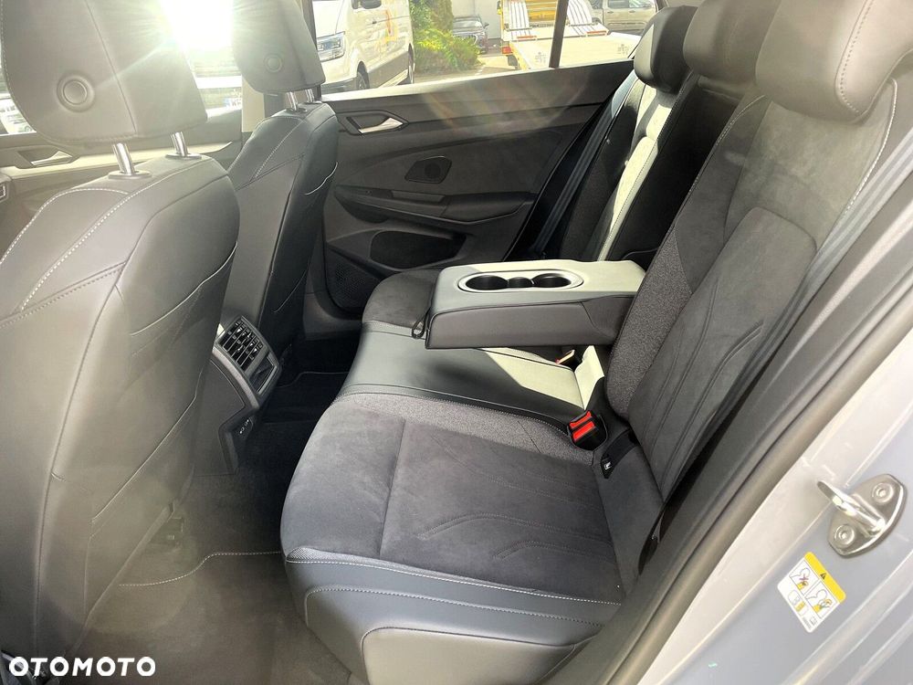 Volkswagen Golf 1.5 eTSI mHEV Life Plus DSG - 17