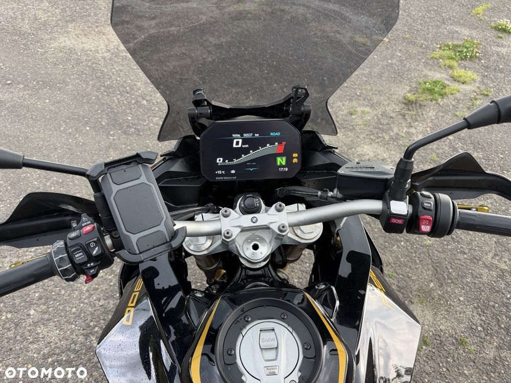 BMW XR - 10