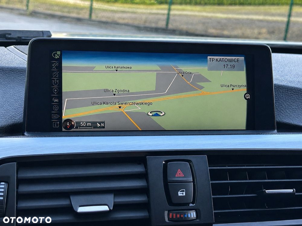 BMW Seria 3 320d M Sport EU6 - 24