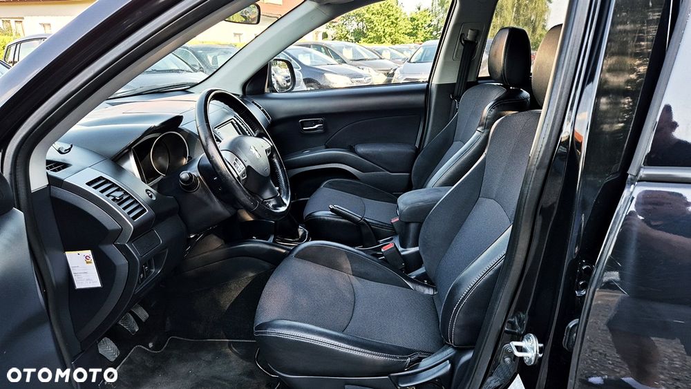 Peugeot 4007 - 28