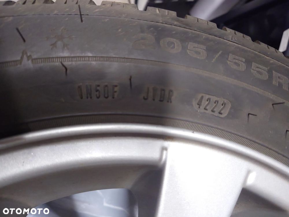 BMW Seria 3 318d - 33