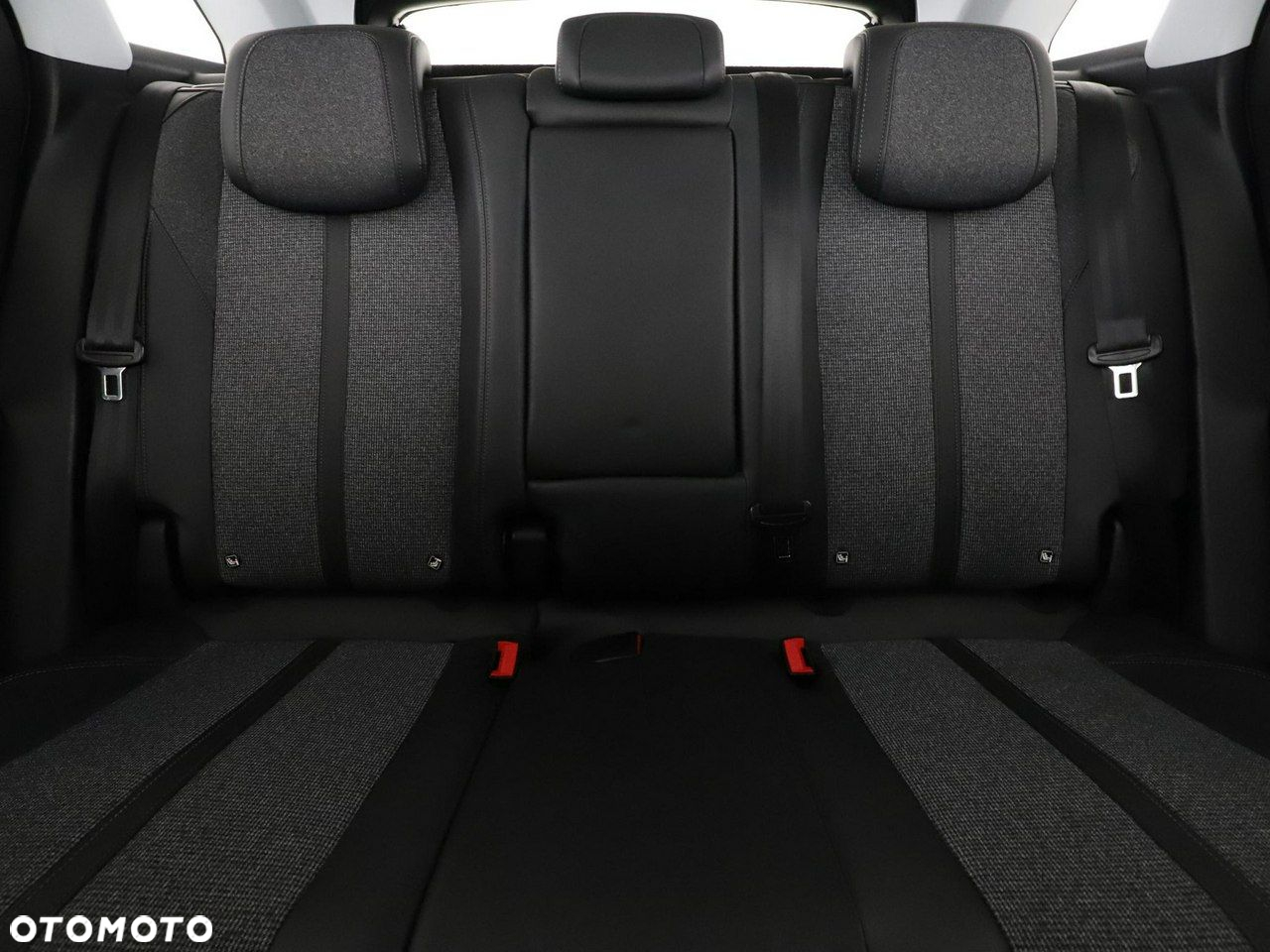 Peugeot 3008 1.2 PureTech Allure S&S EAT6 - 18