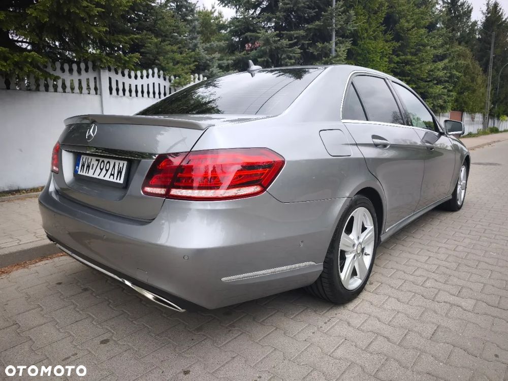 Mercedes-Benz Klasa E 250 BlueTEC 4Matic 7G-TRONIC Avantgarde - 19
